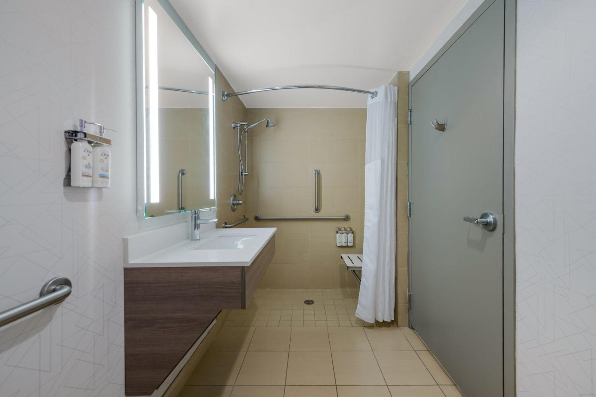 Holiday Inn Express Hotels- Hampton By Ihg Luaran gambar